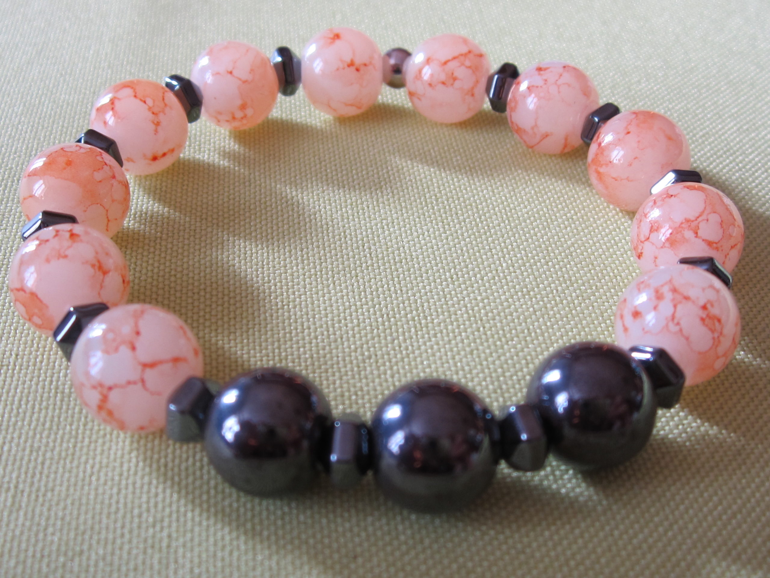 Bracelet Hématite et perles de verre