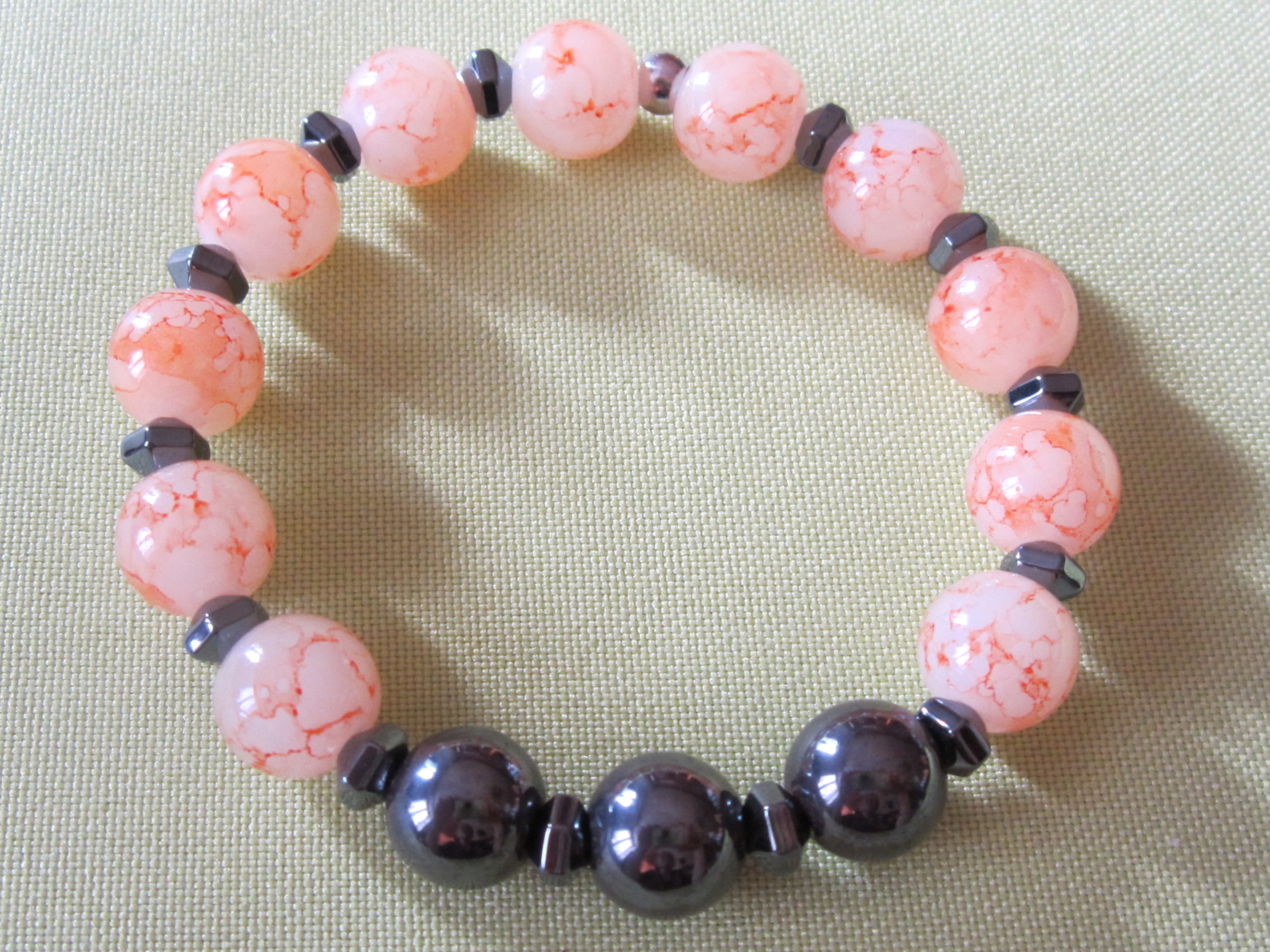 Bracelet Hématite et perles de verre