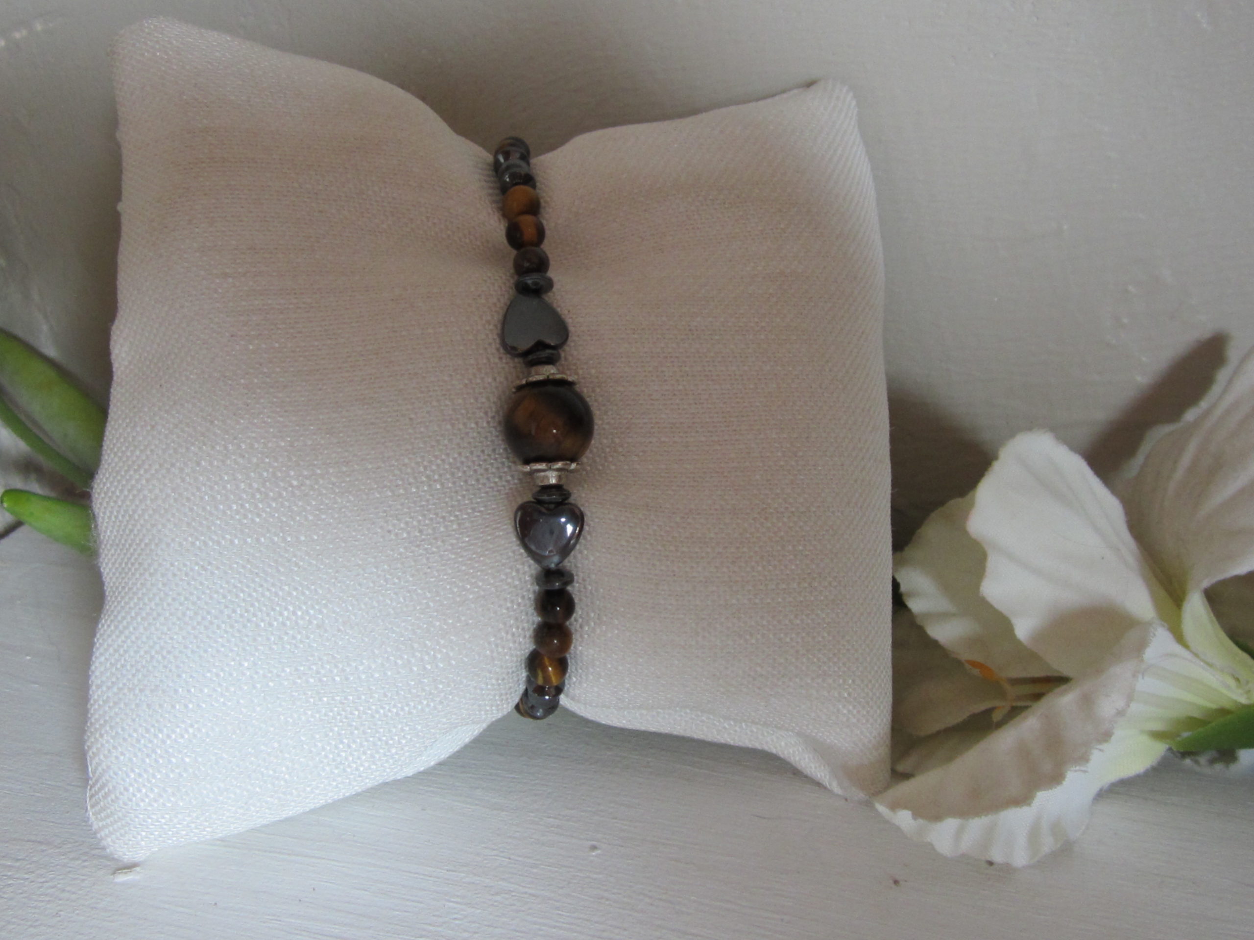 Bracelet de perles d' Hématite et Oeil de Tigre